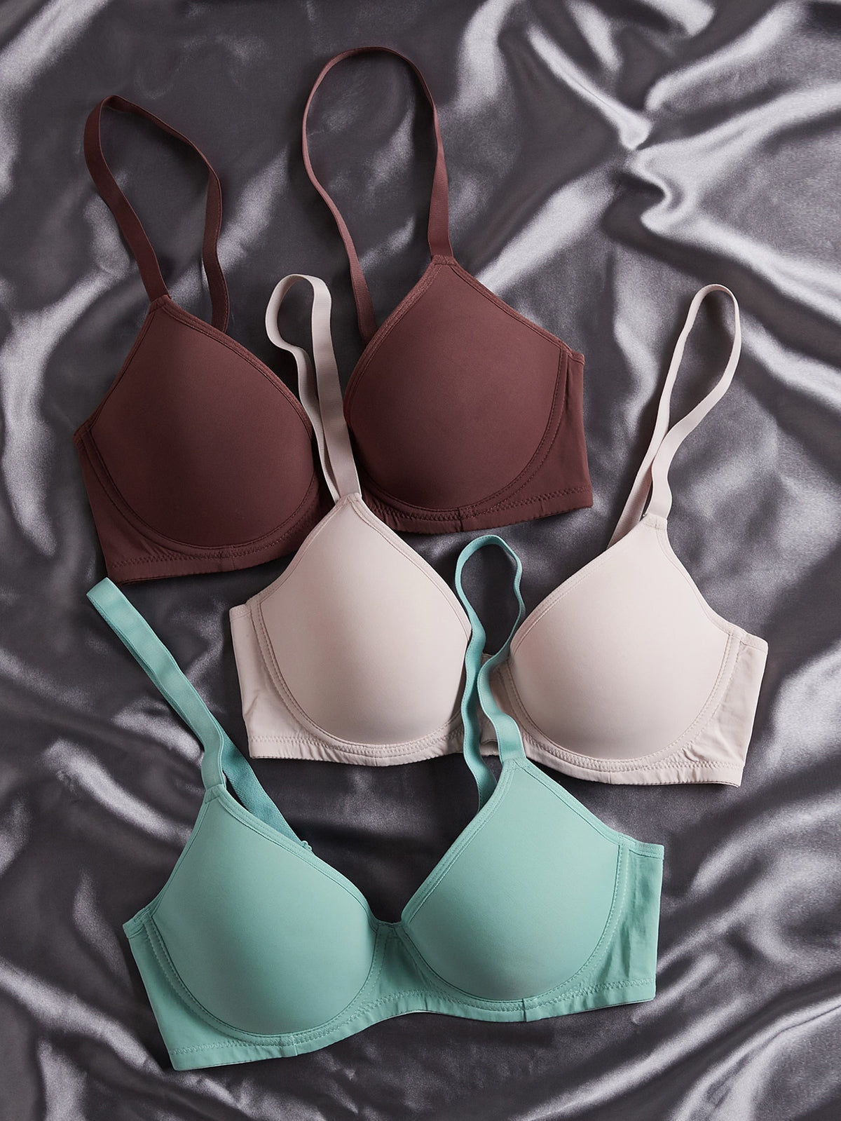 3pcs/Set Women's Solid Color Everyday Wireless Bralettes (Bean Paste, Dark Gray, Apricot)