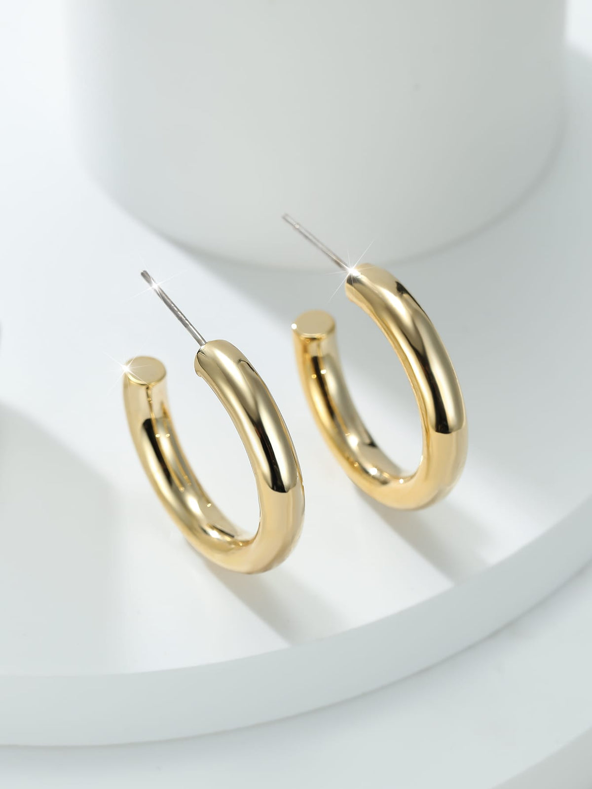 1pc Simple Gold-toned U-shaped Circle Stud Earrings Set