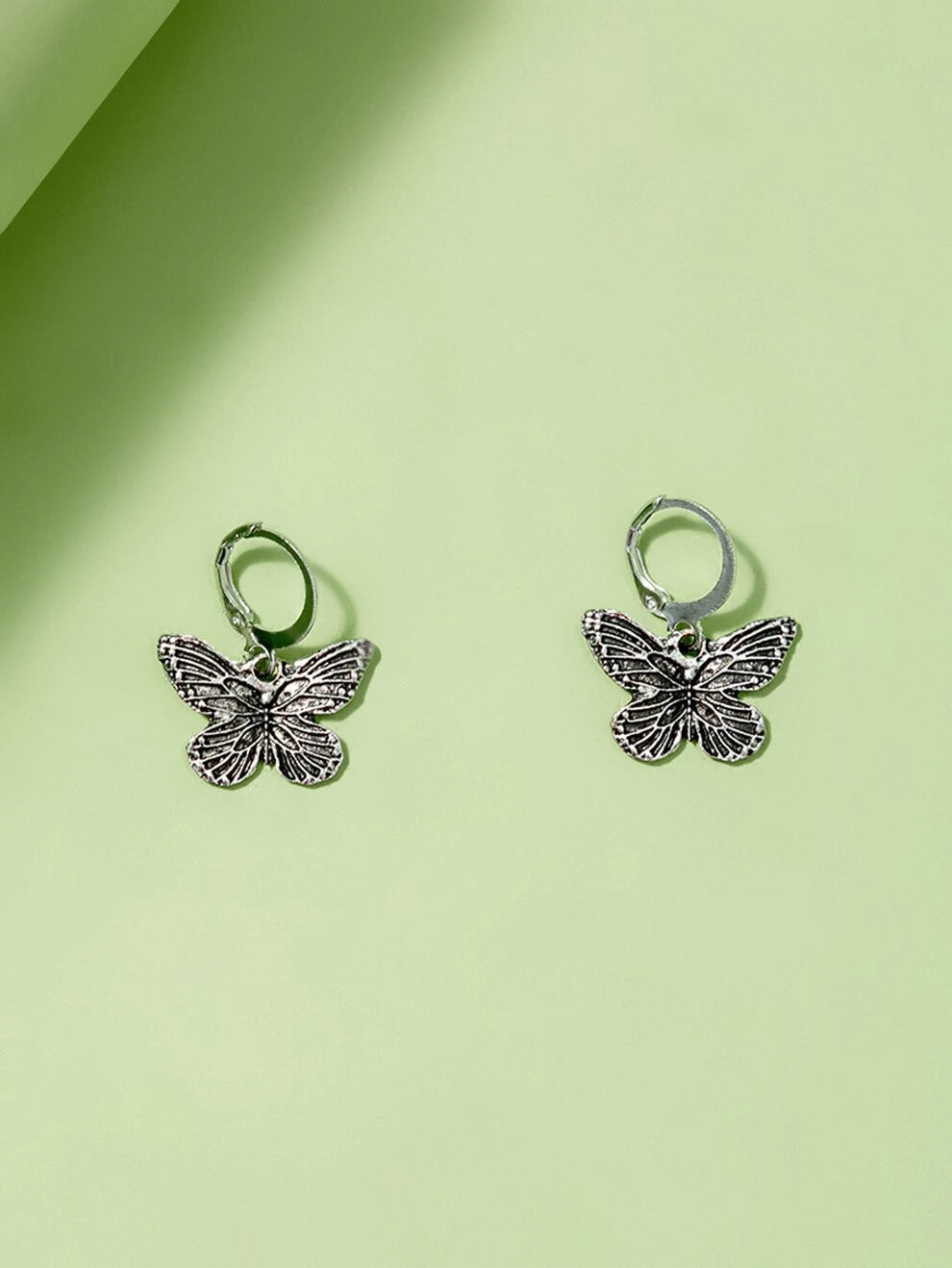 ROMWE Fairycore Butterfly Drop Earrings