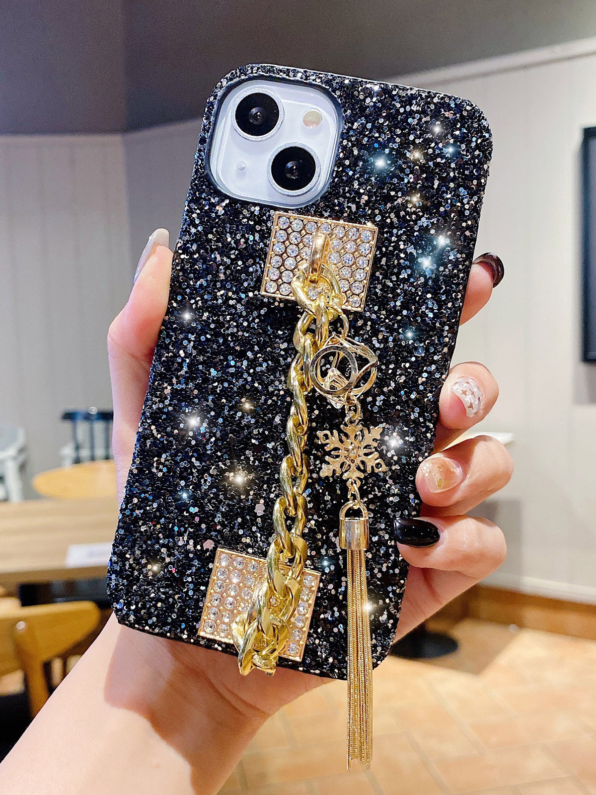 Sequin Decor Phone Case With Chain Handstrap