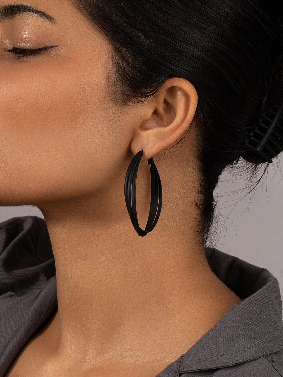 Minimalist Layered Hoop Earrings