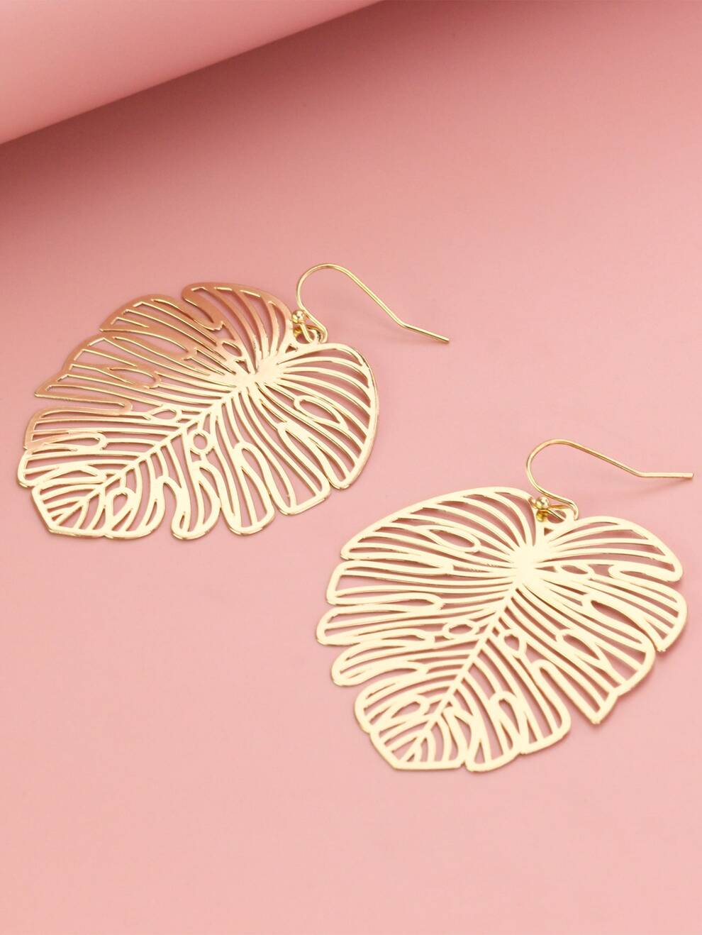 Hollow Out Leaf Drop Earrings