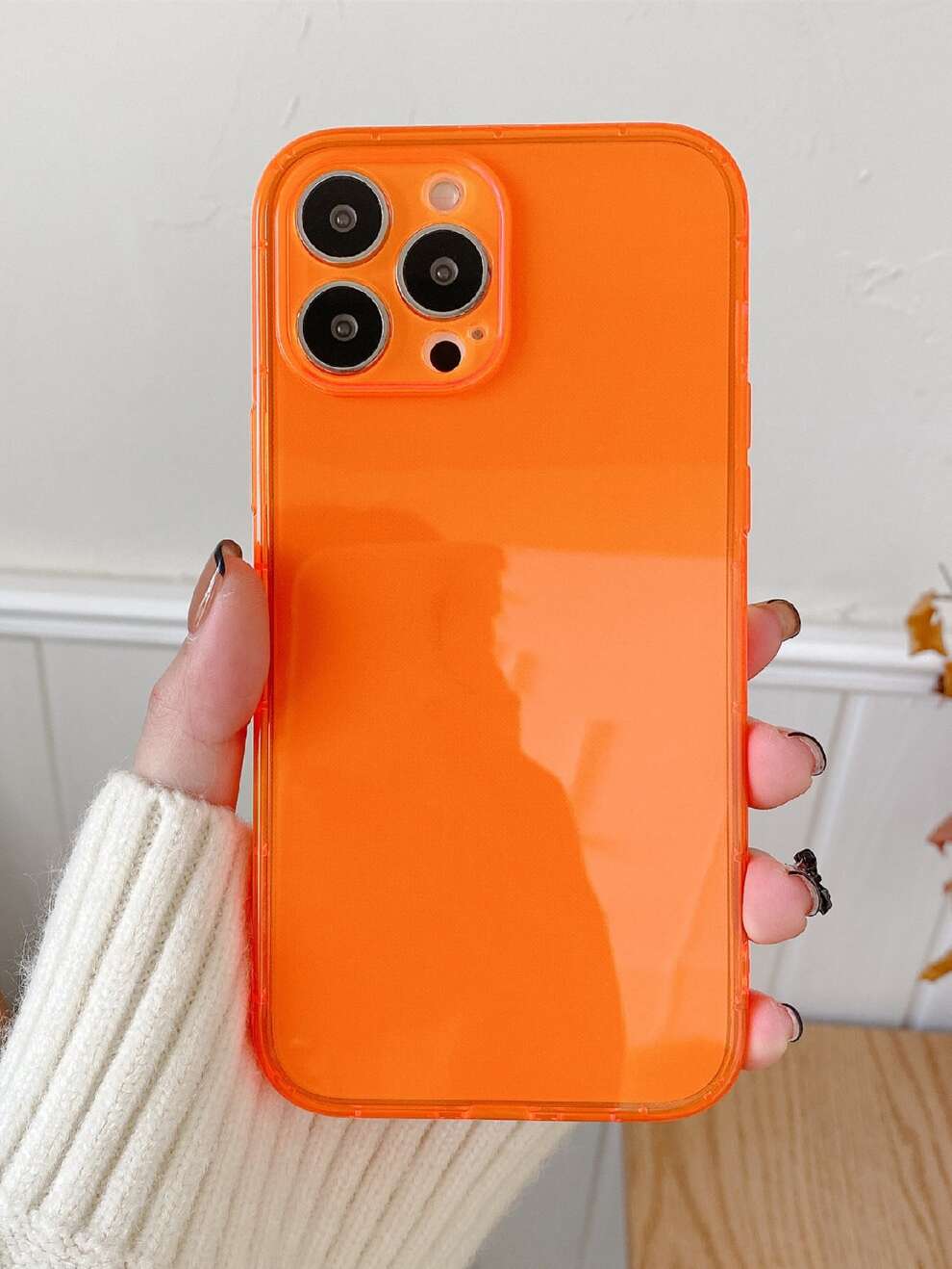 Simple & Uncommon Orange Air Cushion Anti-fall Soft Case Compatible With Iphone 15 Pro Max, Iphone 13/14 Compatible With iPhone15/15Plus/15Pro/15Promax