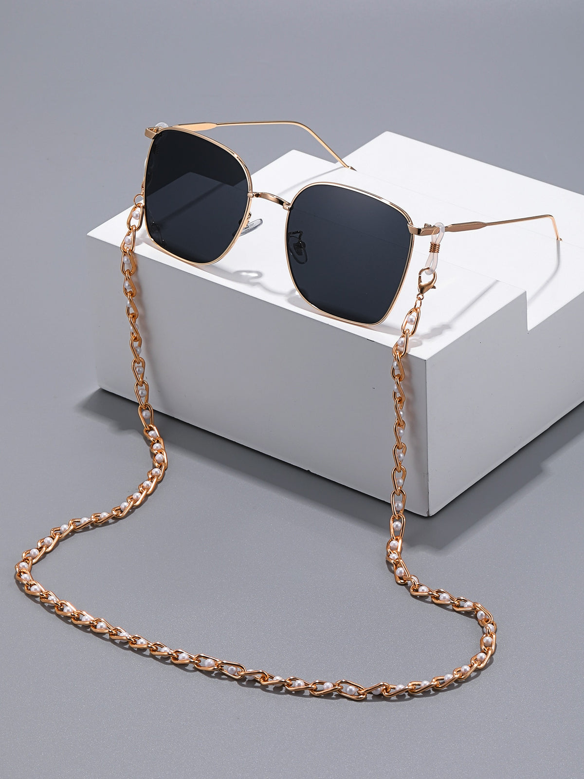 Square Frame Fashion Glasses With Glasses Chain Elegant Shades Beach Accessories