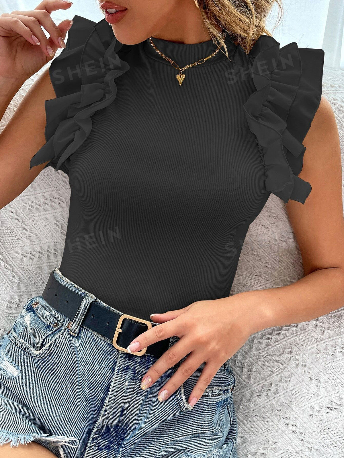 SHEIN Privé Mock Neck Ruffle Trim Tee