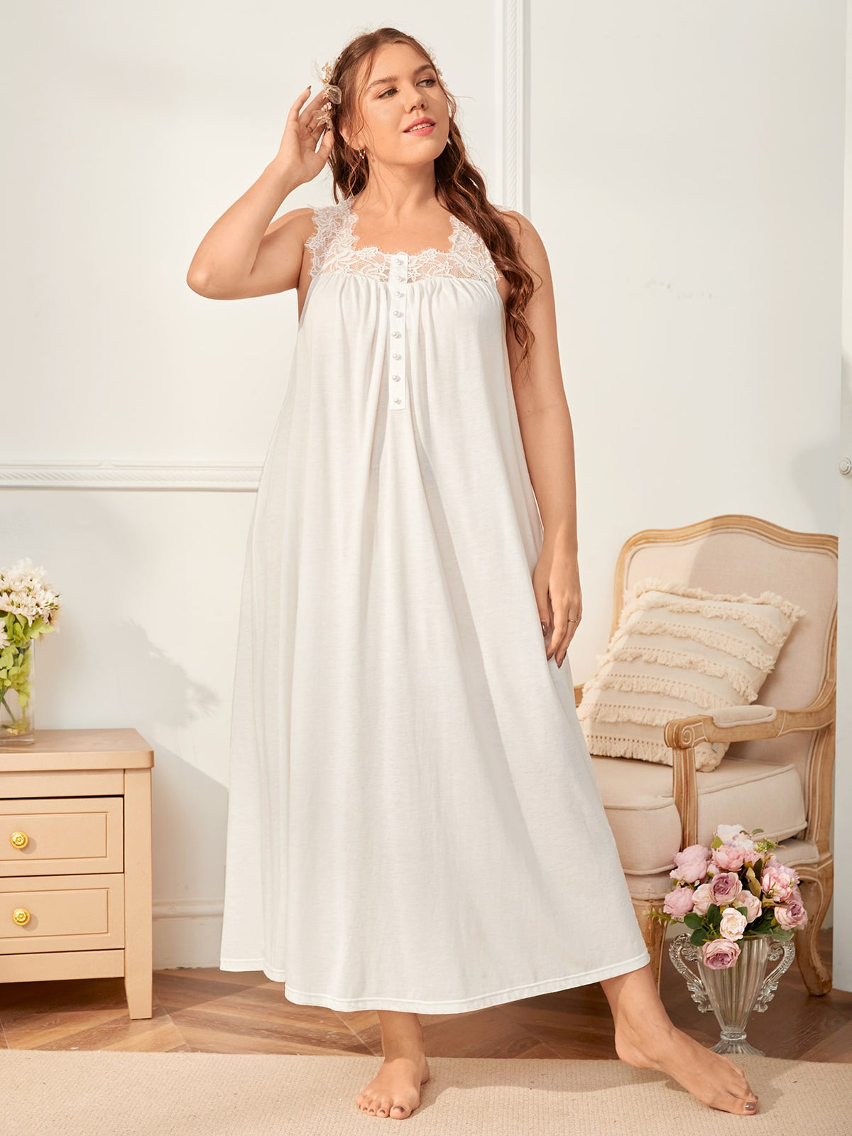 SHEIN Unity Plus Contrast Eyelash Lace Fake Button Nightdress Nightgown