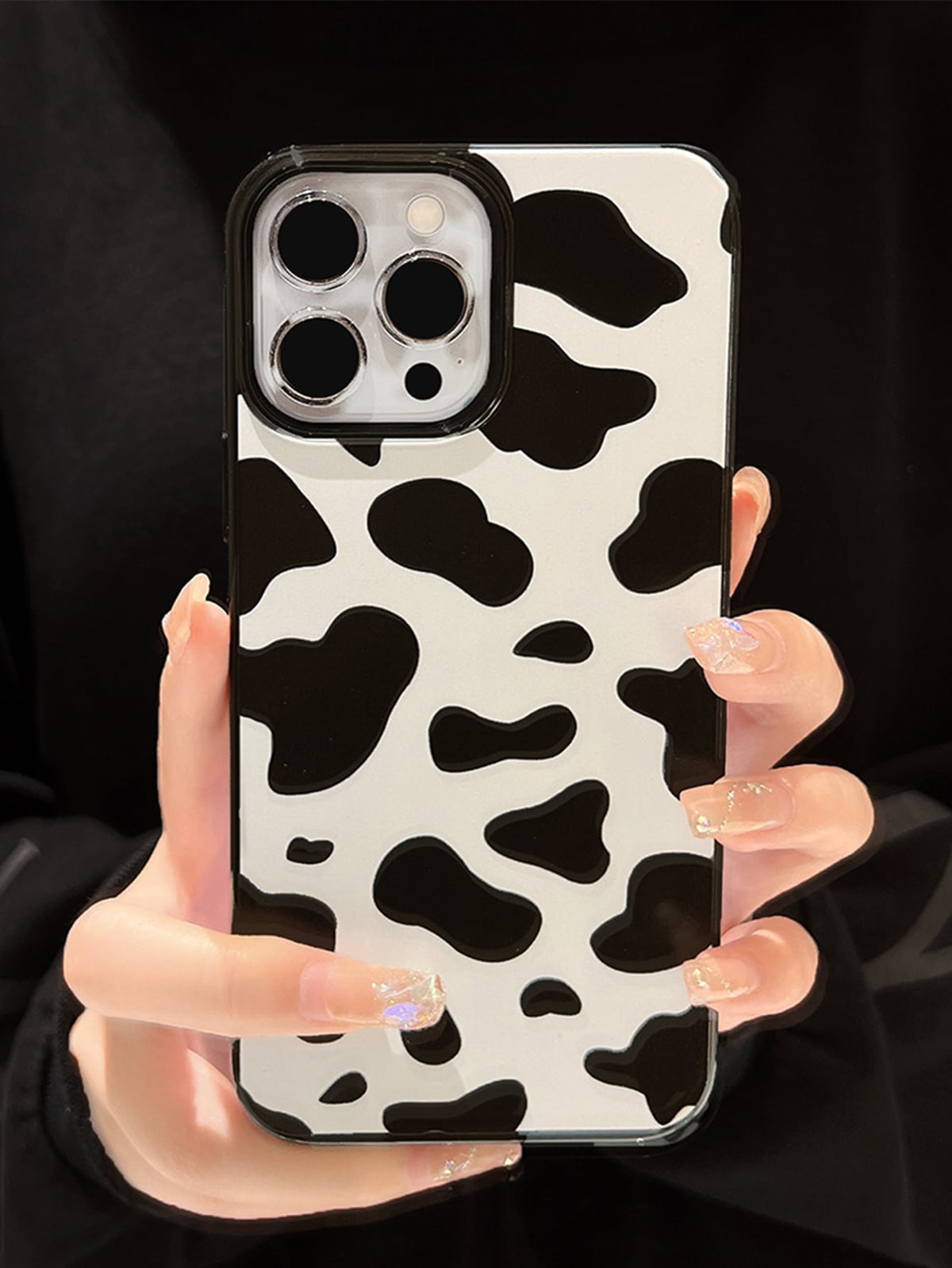 Cow Print Phone Case Compatible With iPhone 15/15Pro/15Plus/15Promax