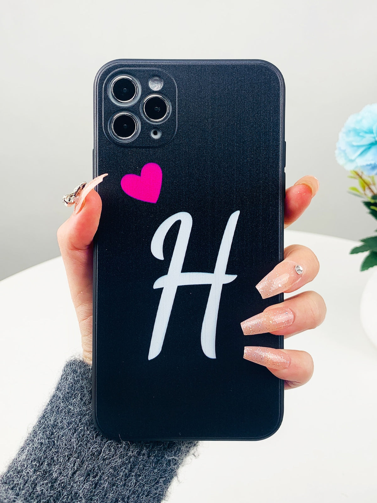 Letter Graphic Phone Case