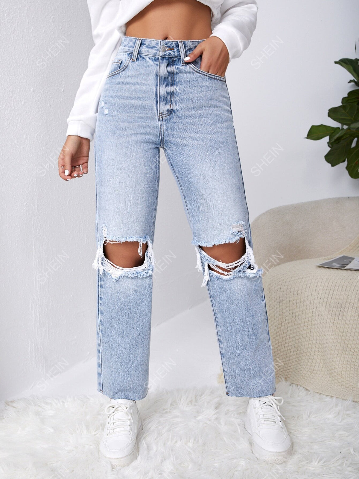 SHEIN EZwear Y2k Ripped Raw Cut Straight Leg Jeans