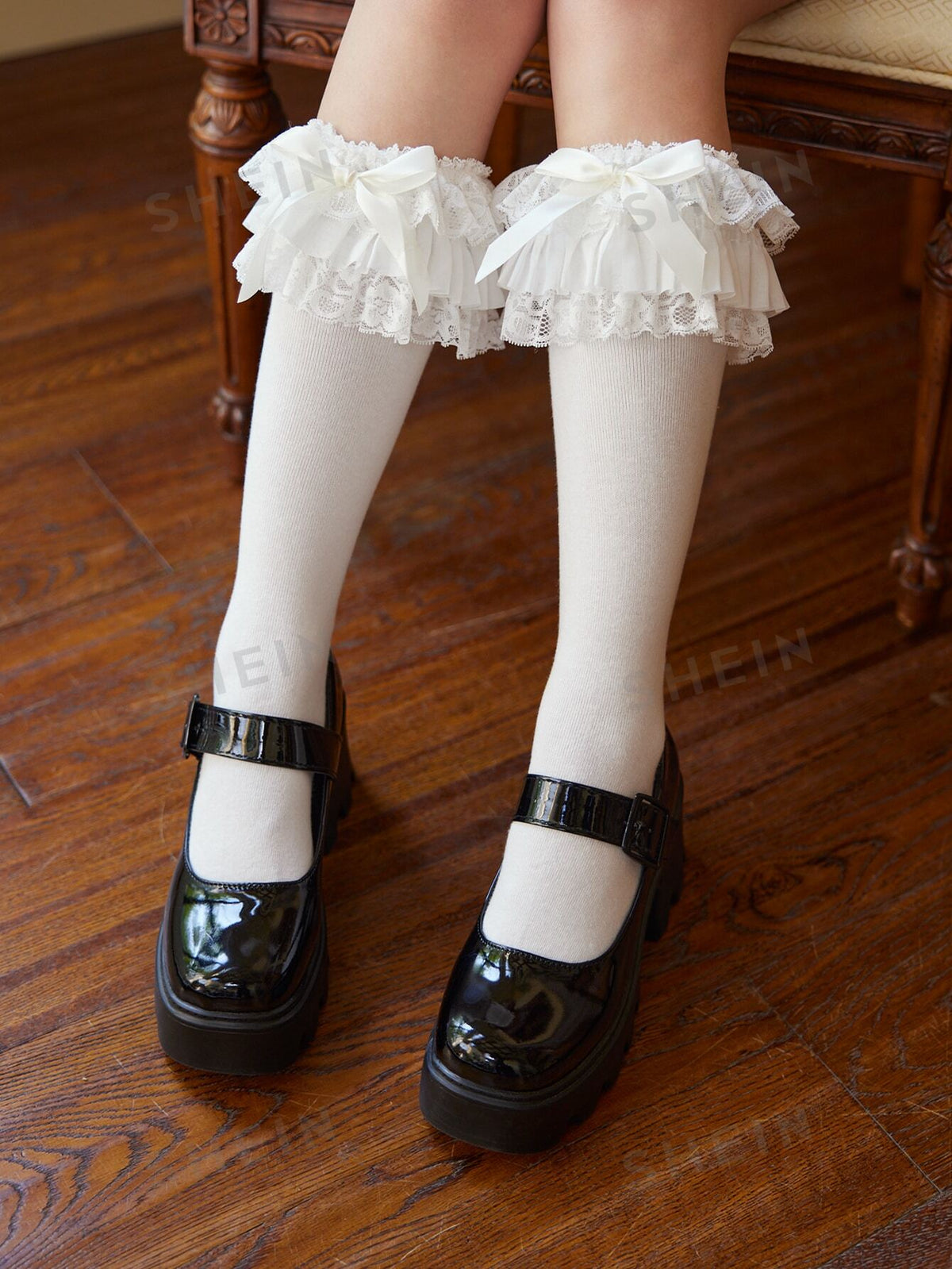 ROMWE Kawaii Bow Decor Ruffle Trim Over The Calf Socks