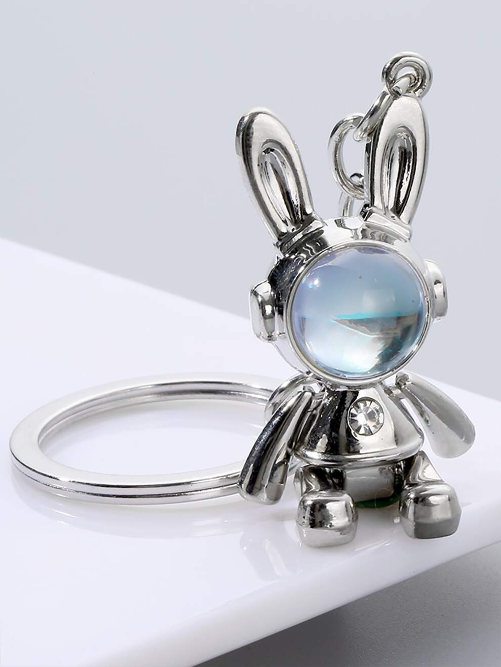 Cute1 Woman's Creative Astronaut Keychain Three-Dimensional Space Rabbit Keychain Pendant Astronomy Activity Small Gift Children's Day Gift For Boyfriend's Birthday Gift For Father's Gift