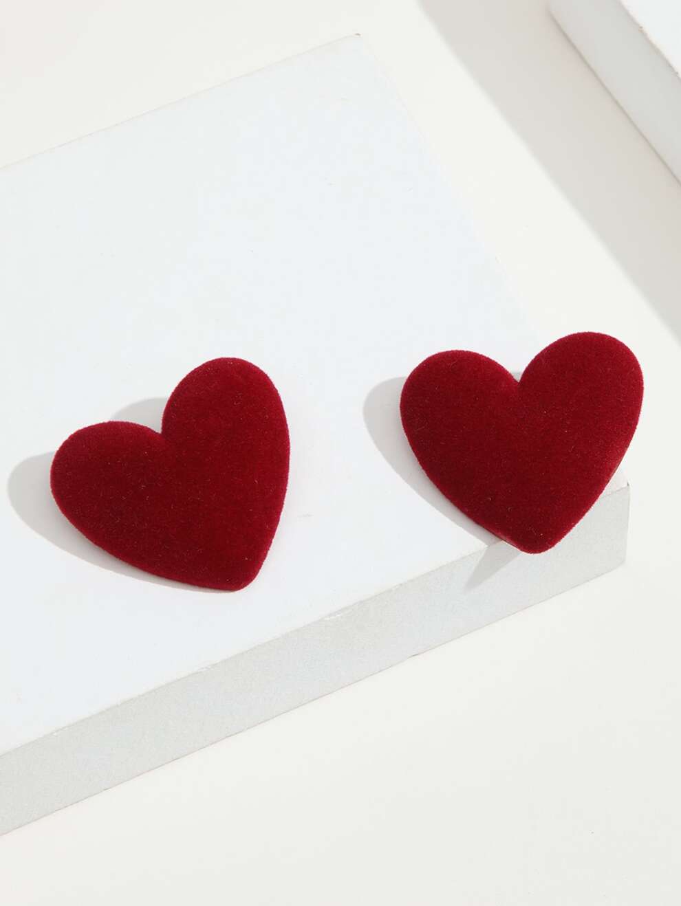 2pcs Heart Decor Hair Clip Cute