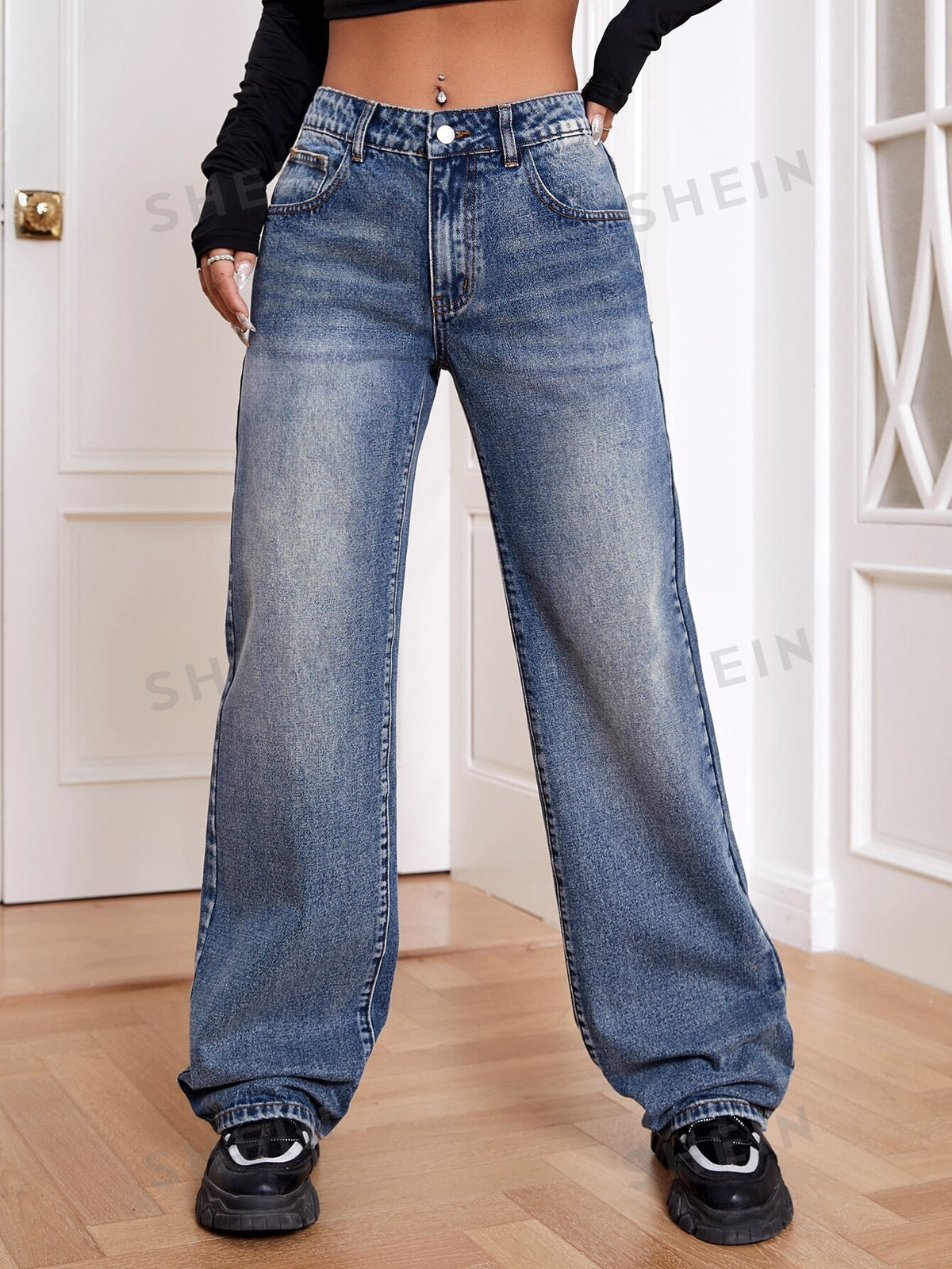 SHEIN EZwear Coolmax Pockets And Zipper Fly Straight Jeans