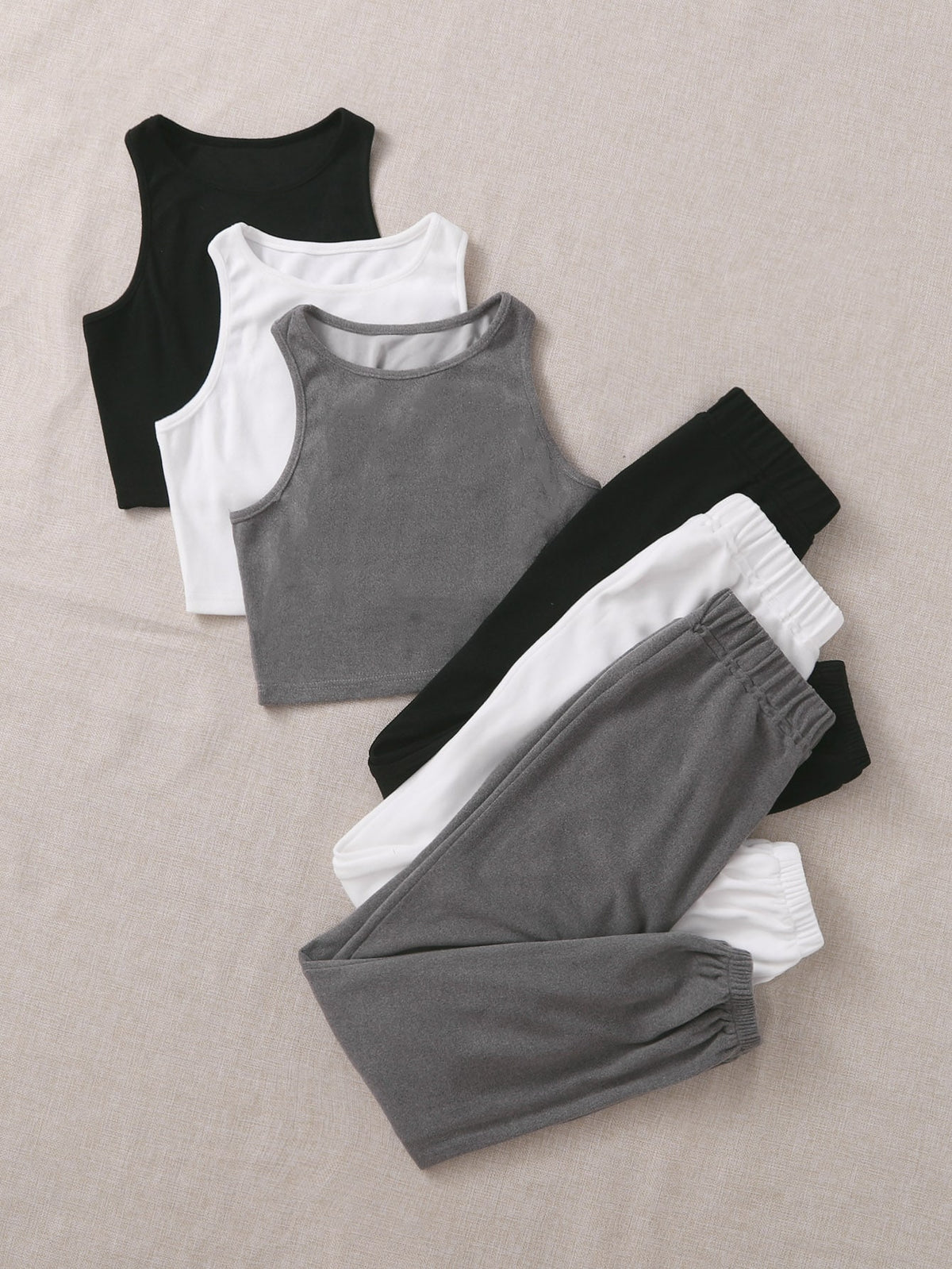 3pcs Solid Tank Top & Sweatpants Lounge Set