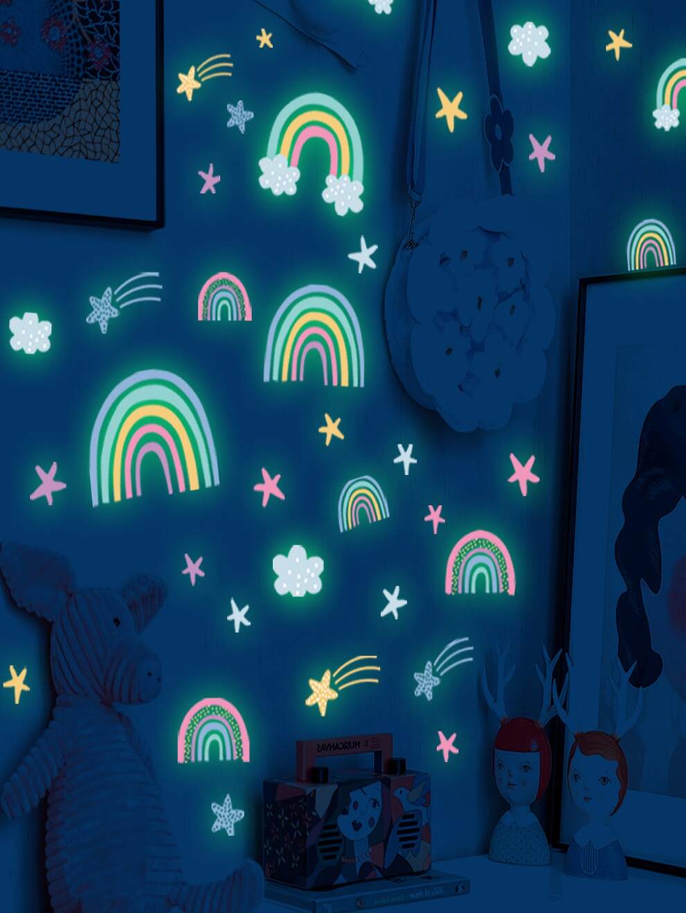 Star & Cloud Design Glow In The Dark Wall Sticker