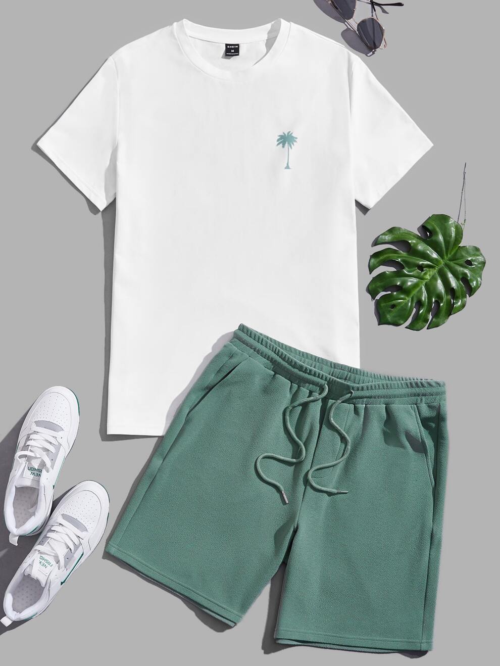 Manfinity VCAY Men Coconut Tree Print Tee & Drawstring Waist Shorts