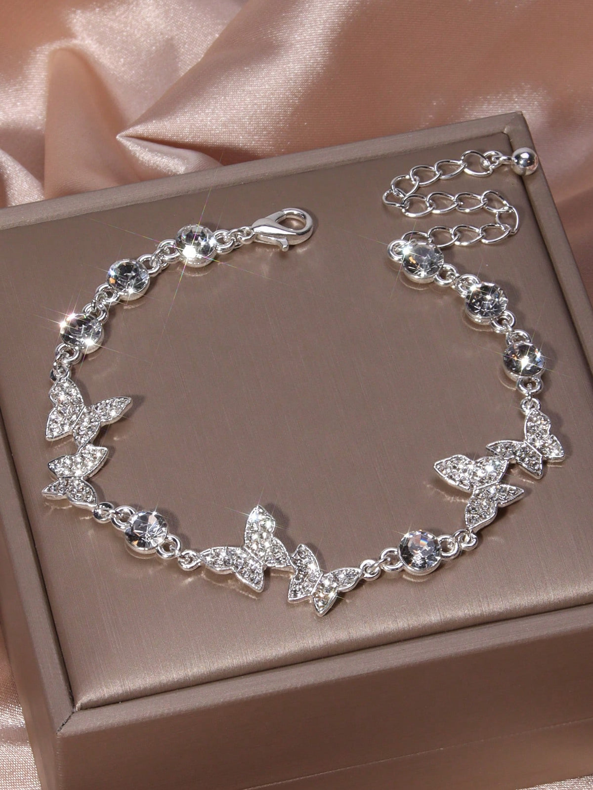 Rhinestone Butterfly Decor Bracelet