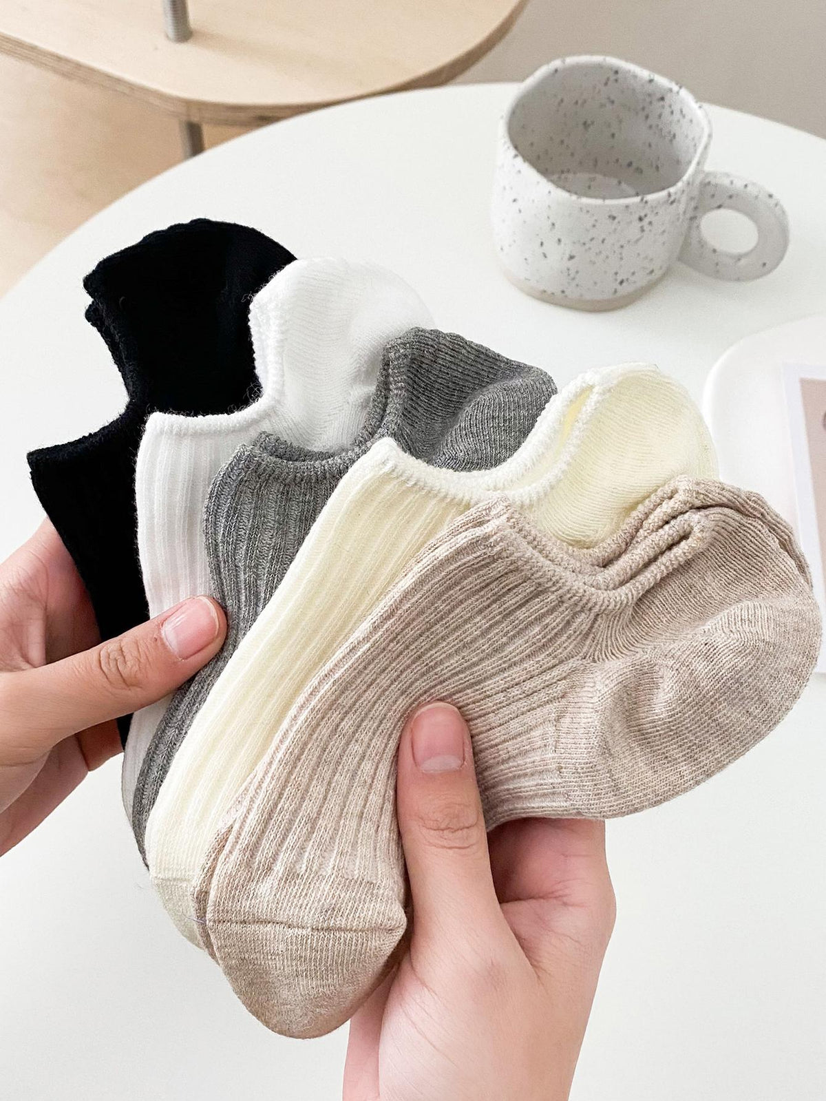 5 Pairs Women's All-Season All-Match Black And White Short Socks