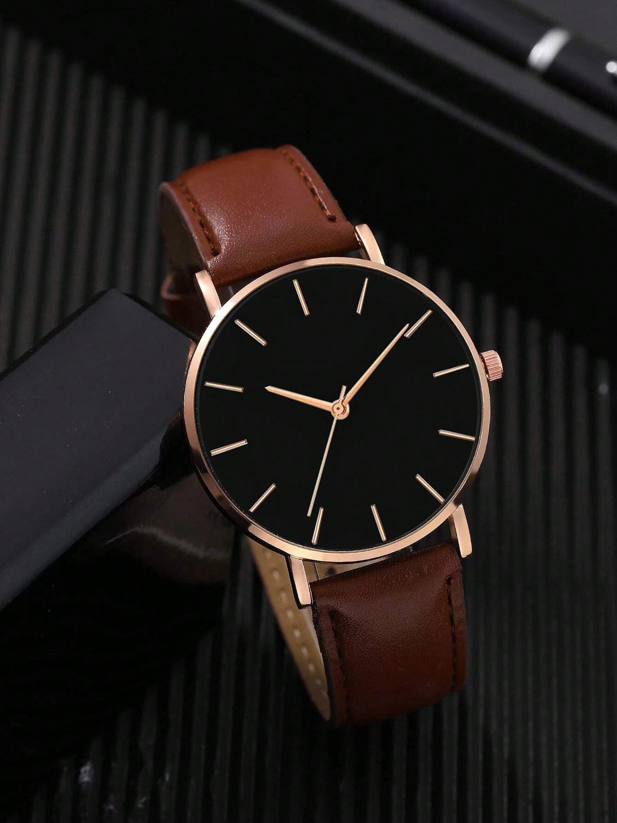 1pc Men Coffee Brown PU Polyurethane Strap Business Round Dial Quartz Watch, For Daily Life As A Gift For Students Returning To School