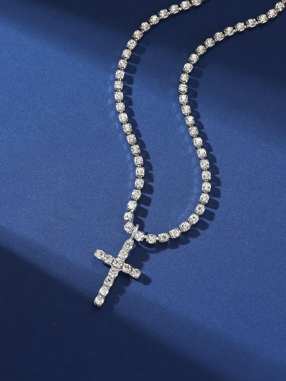 1pc Luxurious Full Rhinestone Decor Silver-Tone Cross Necklace Unisex Trendy Gift For Festival