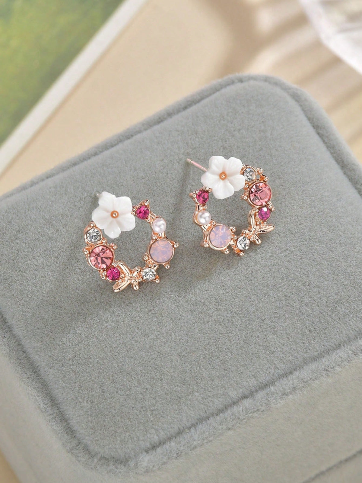 1pair Party Sparkling Rhinestone Flower Basket Stud Earrings For Women's Dating Gift