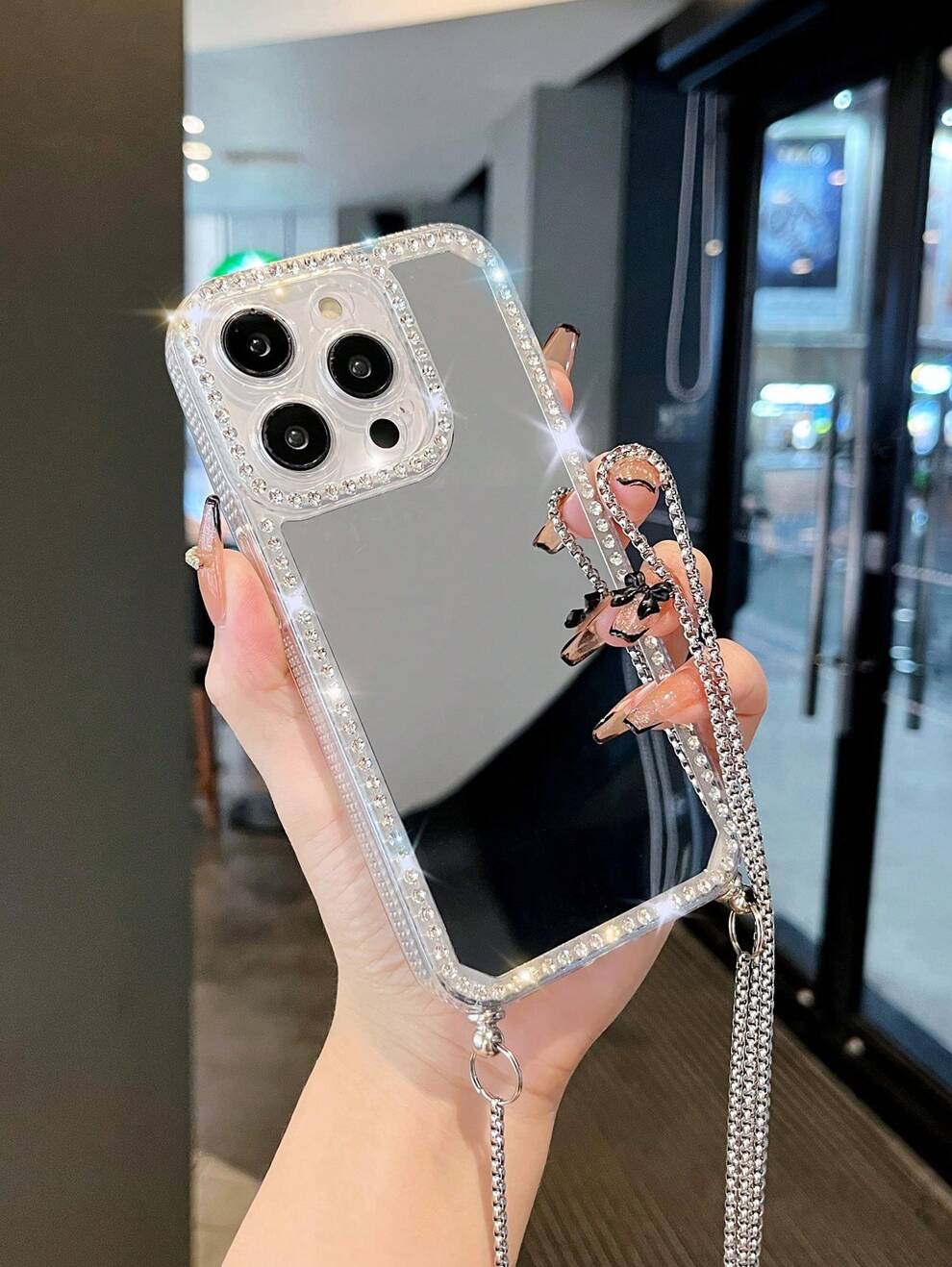 Rhinestone Decor Crossbody 1pc Hanging Rhinestone Decor Mirror Surface Acoustic Speaker Hole Tpu Phone Case With Phone Lanyard Compatible With IPhone