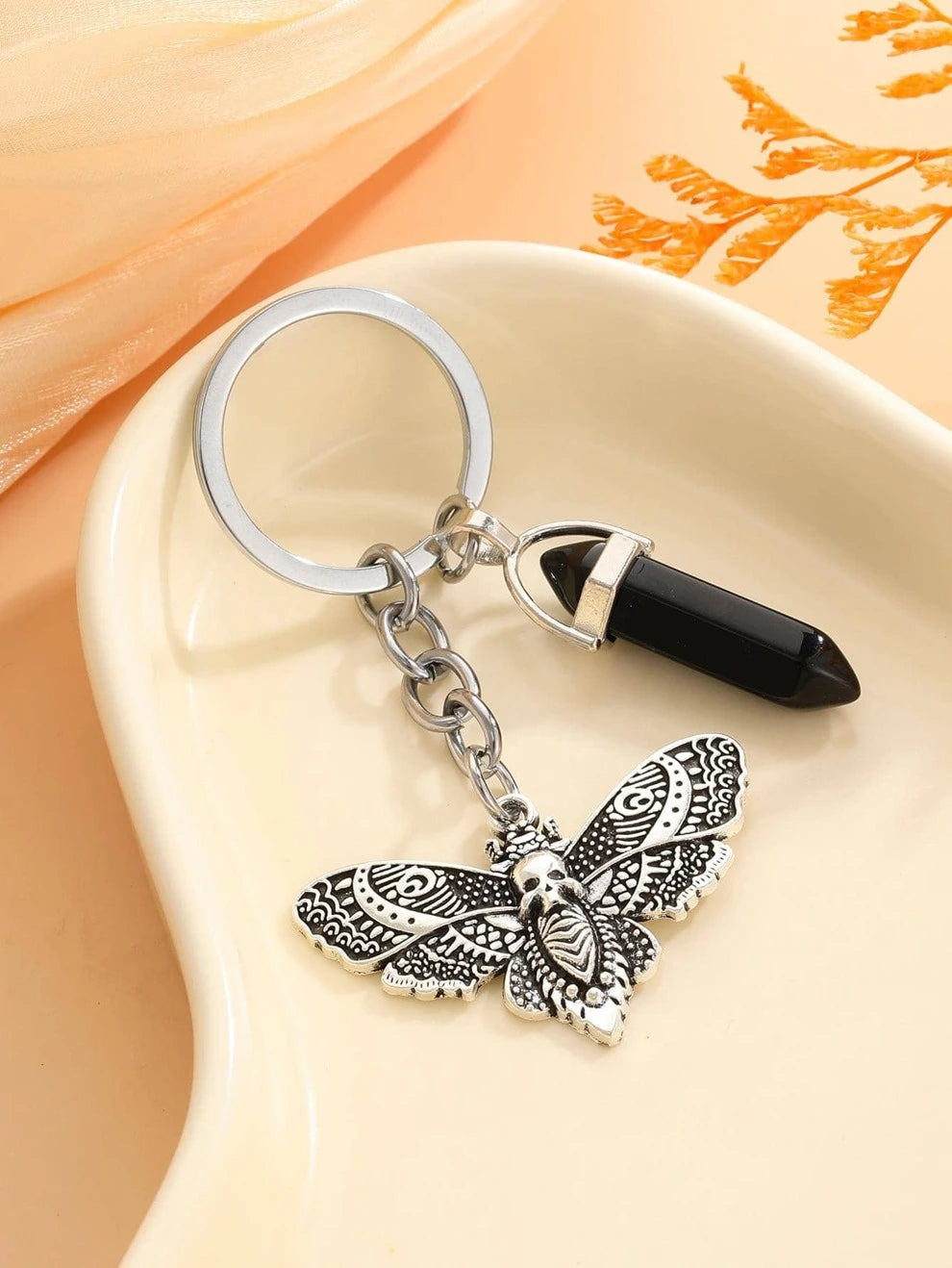 Street 1pc Unisex Skull Detail Moth & Stone Charm Funky Keychain For Key Decoration