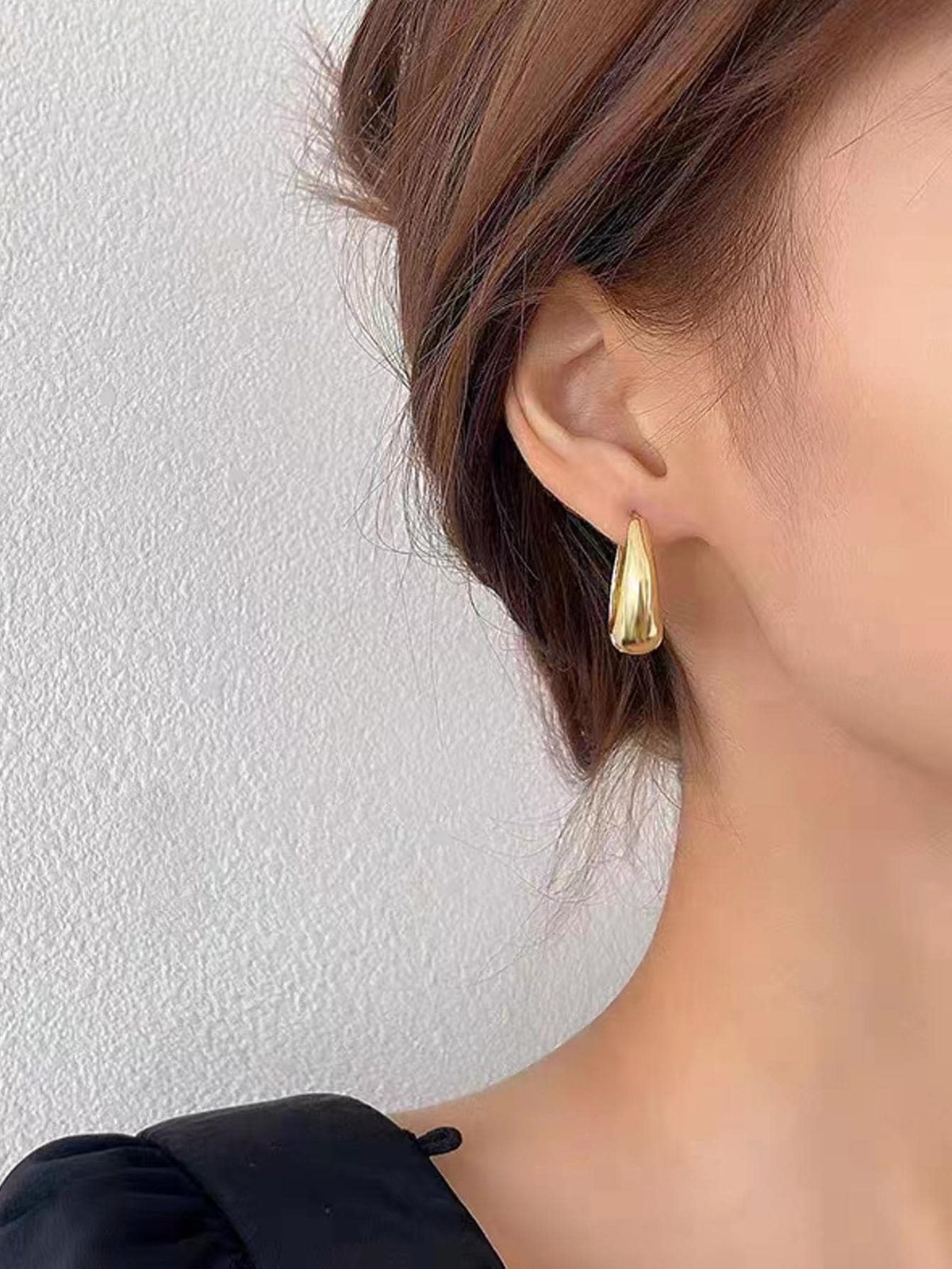 Minimalist Hoop Earrings