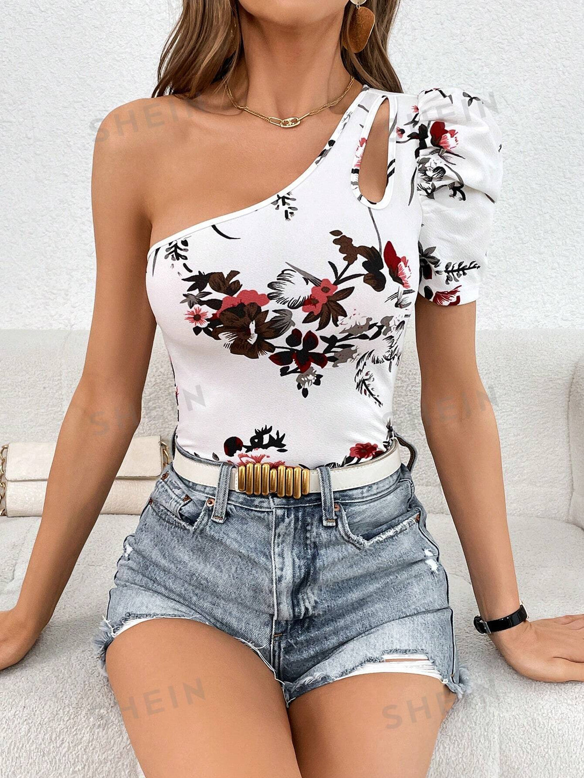 SHEIN Privé Floral Print One Shoulder Puff Sleeve Tee