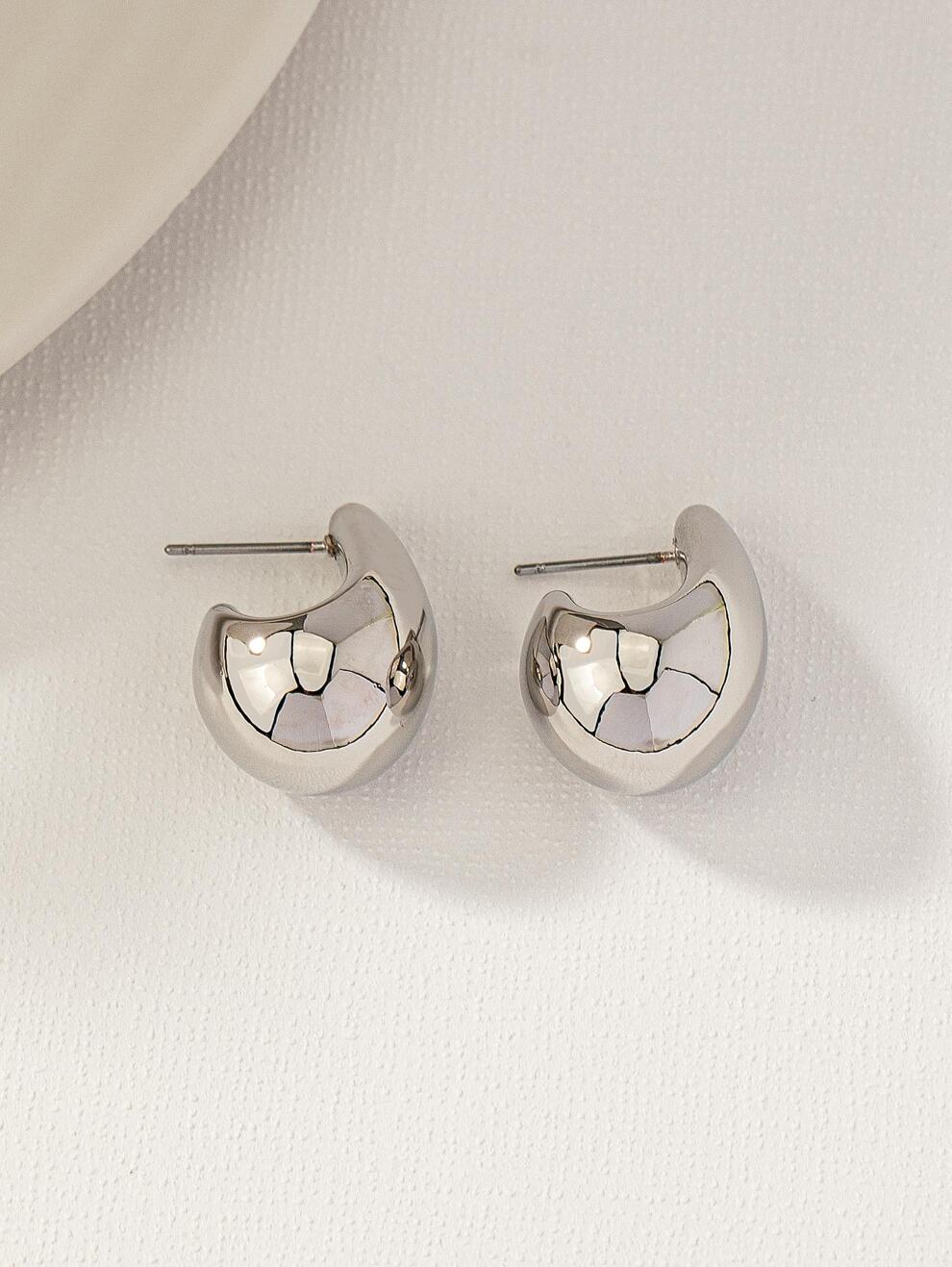 1pair Simple & Luxurious Silver Arc-shaped Earrings