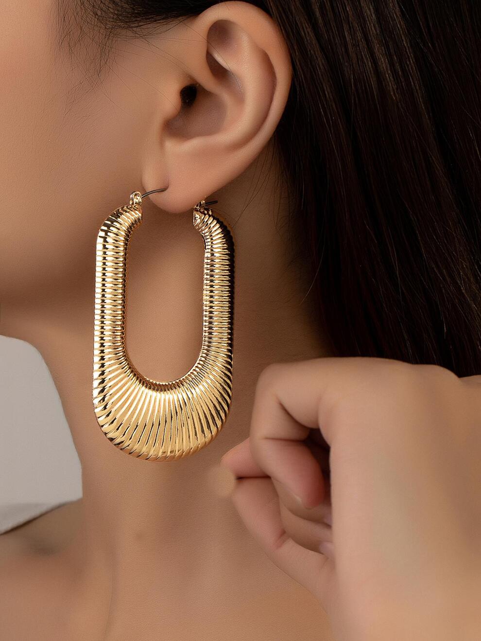 1pair Fashion Iron Geometric Hoop Earrings For Women For Party