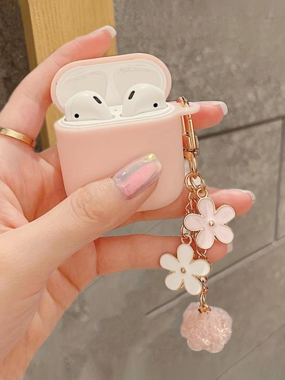 Floral Minimalist Flower Pendant Airpods Protective Case Liquid Silicone Cover Compatible With Apple Earphones