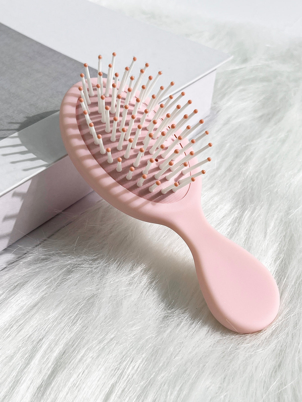 1pc Cute Air Cushion Comb, Mini Portable Scalp Massage Hair Brush