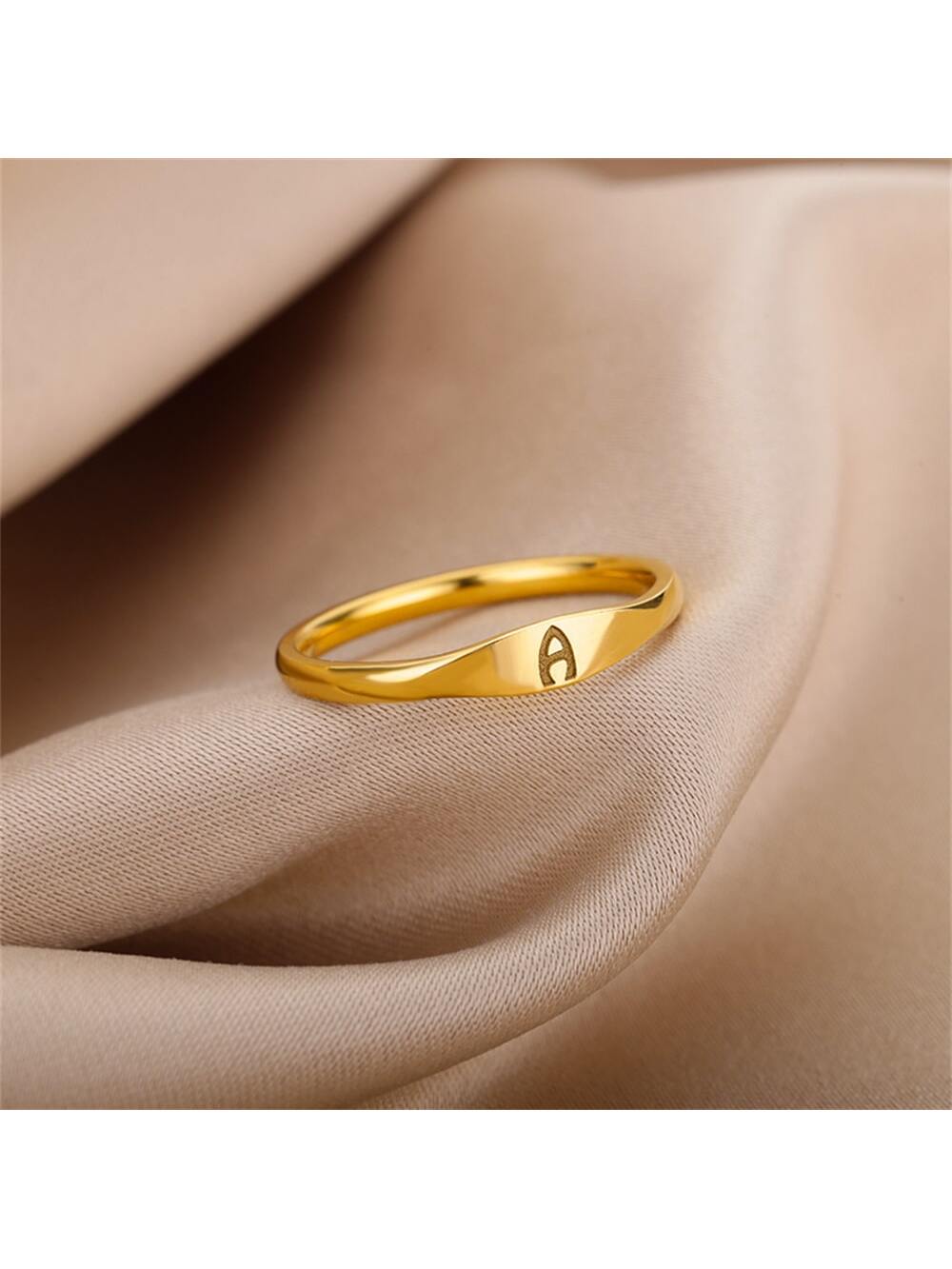 1pc European And American Style Simple Fashion Gold Stainless Steel Alphabet Ring For Men And Women, Daily Wear