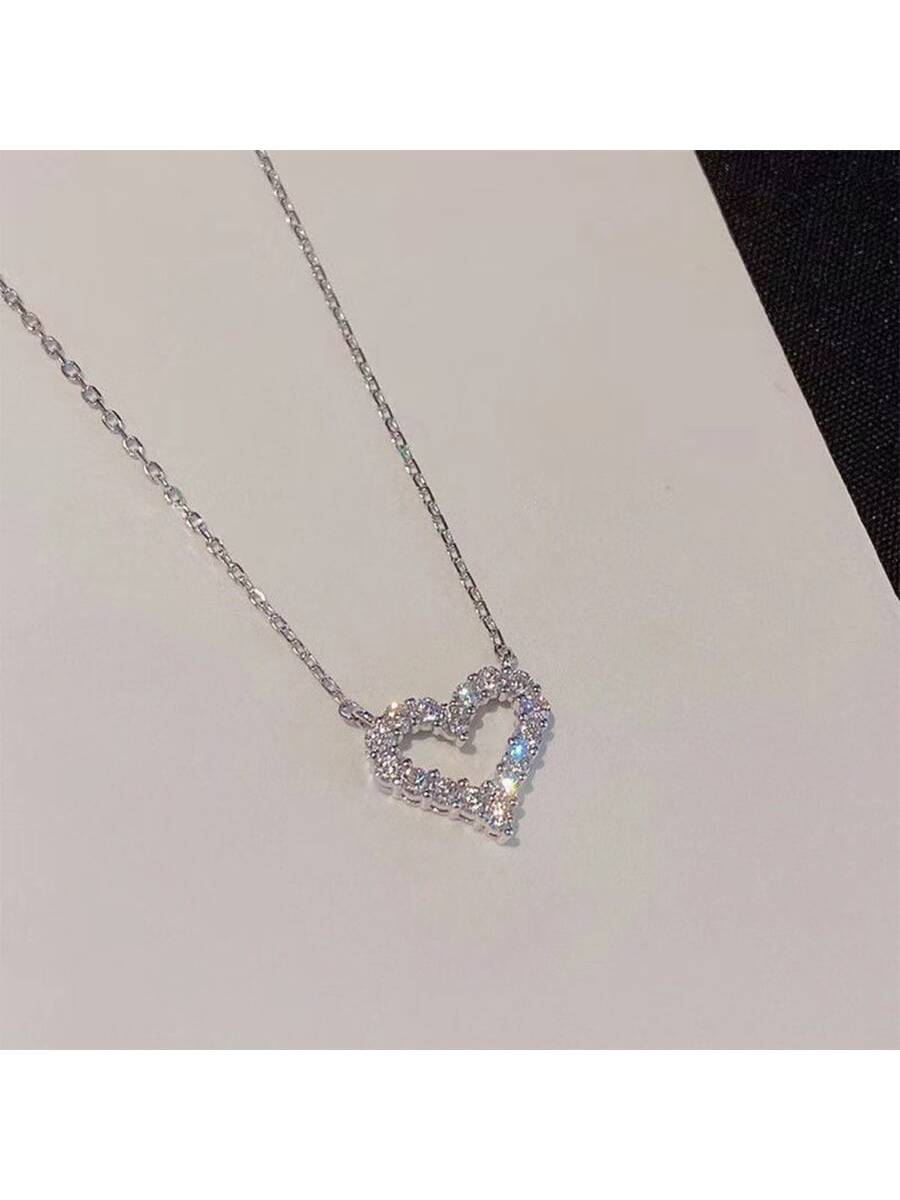 Women's Hollow Out Heart Shaped Rhinestone Pendant Necklace