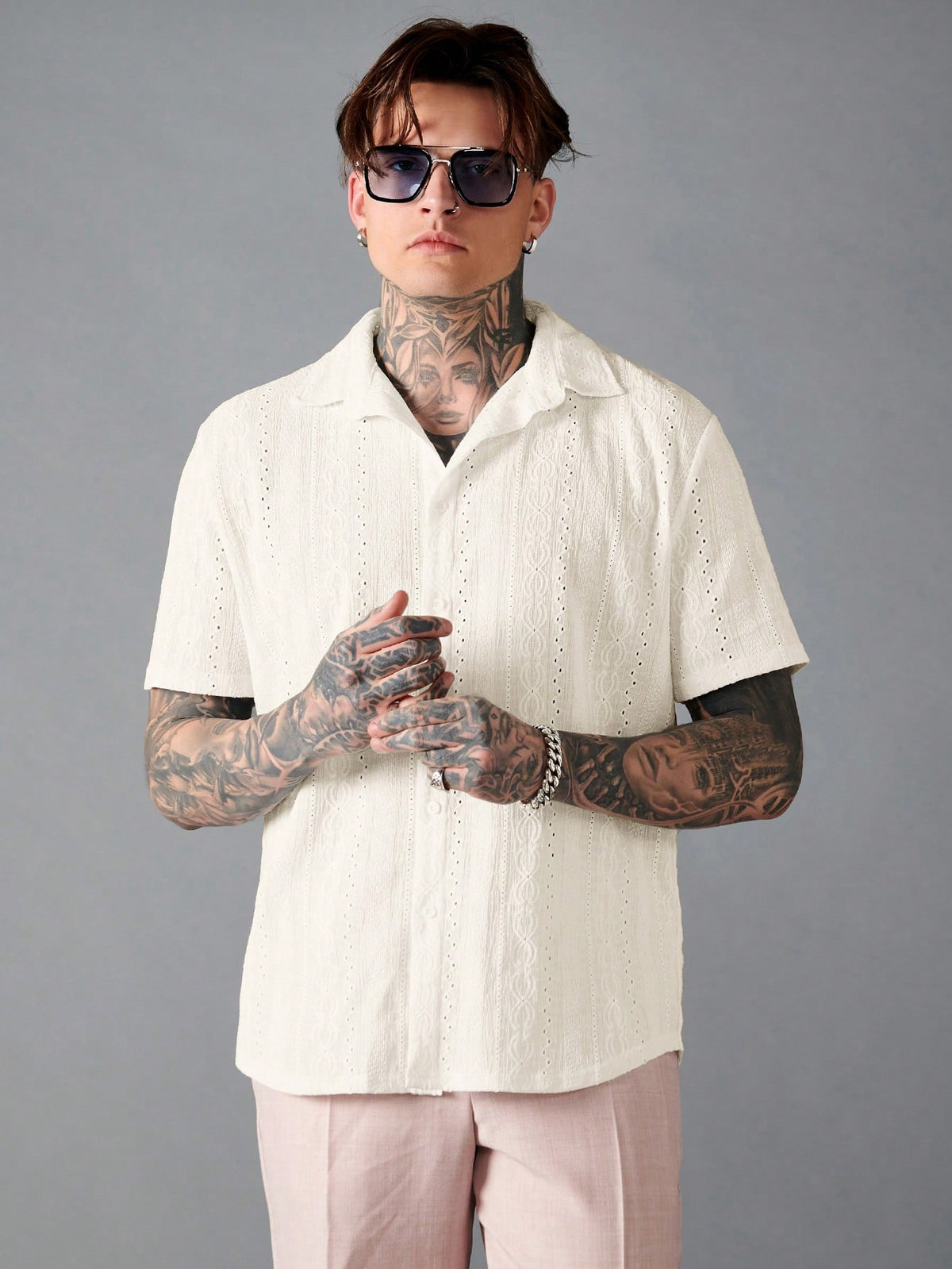 Manfinity Men Loose Solid Button Up Shirt