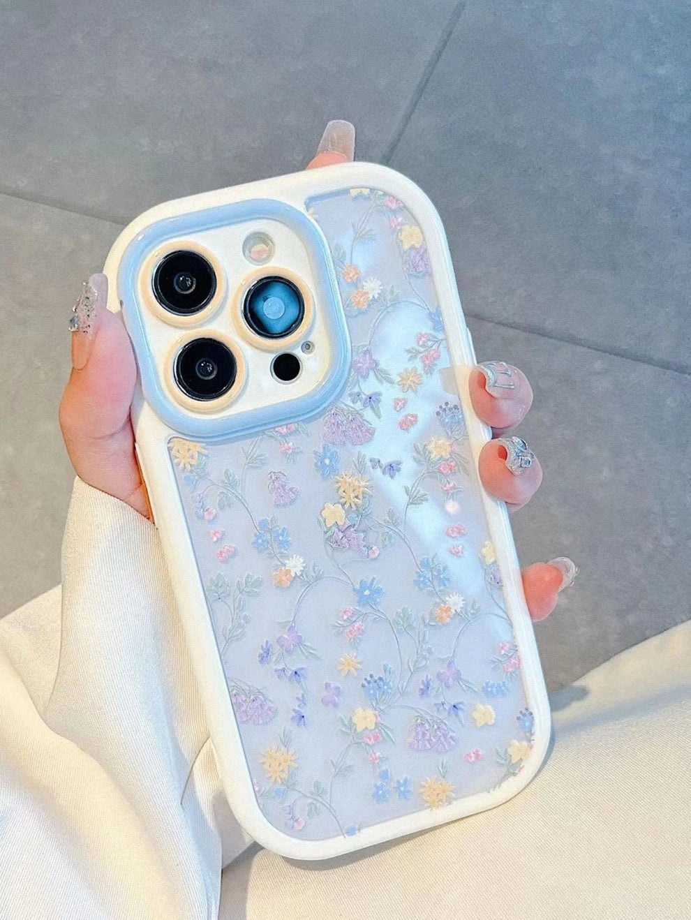 Floral Pattern Phone Case Compatible With iPhone15/15Plus/15Pro/15Promax