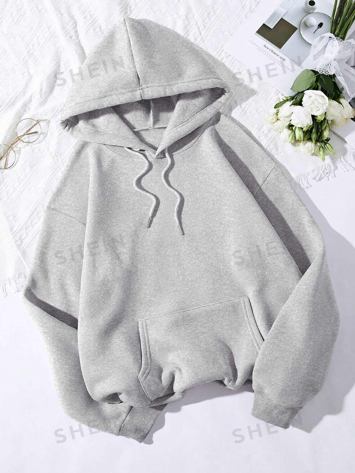 SHEIN EZwear Solid Kangaroo Pocket Hoodie