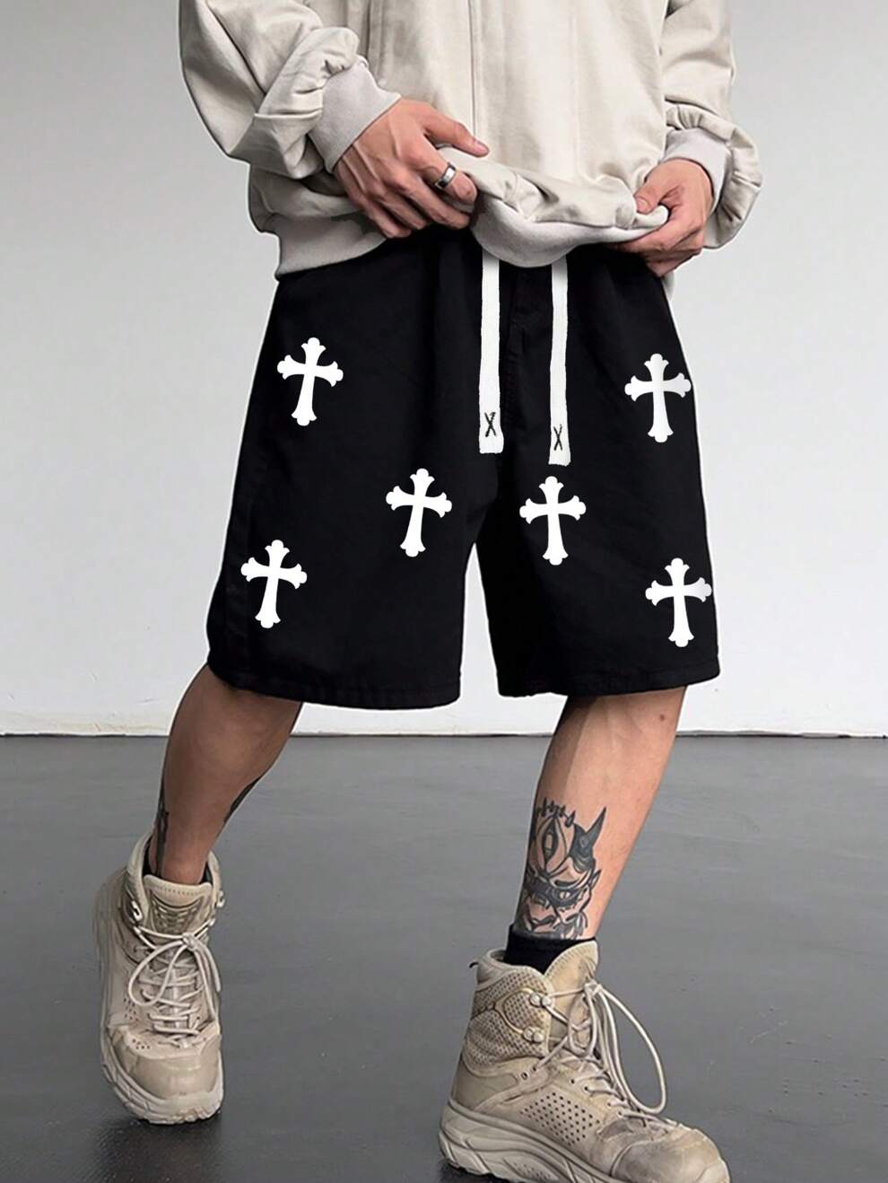 Manfinity EMRG Men Cross Print Drawstring Waist Oversize Shorts