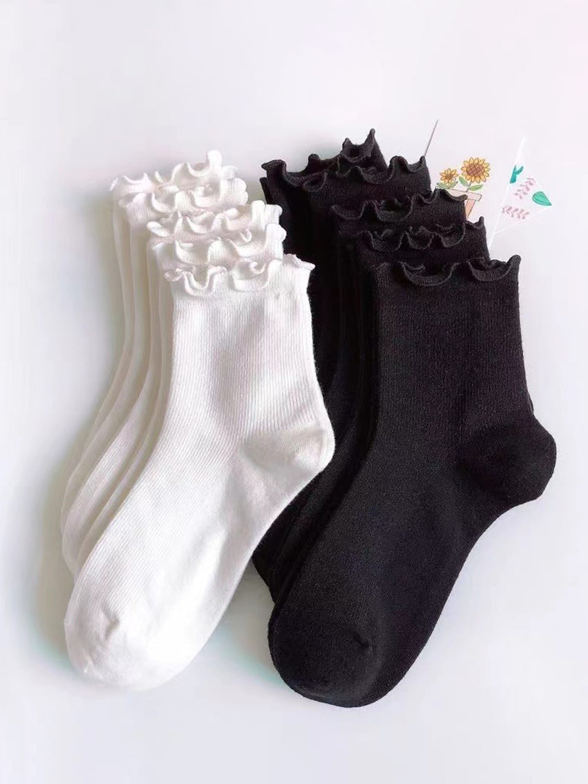 10 Pairs Women's White Frill Trimmed Casual Mid-Calf Socks