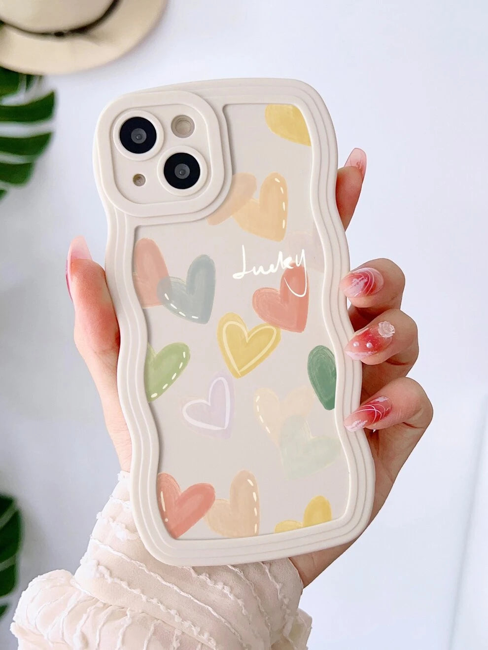 Heart Pattern Wavy Print Phone Case