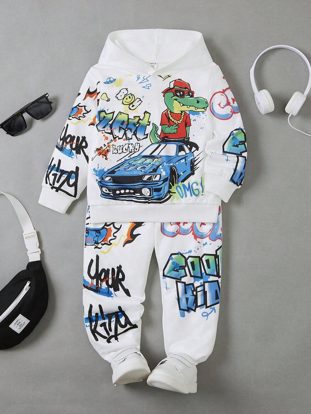 SHEIN Young Boy Car & Letter Graphic Hoodie & Sweatpants