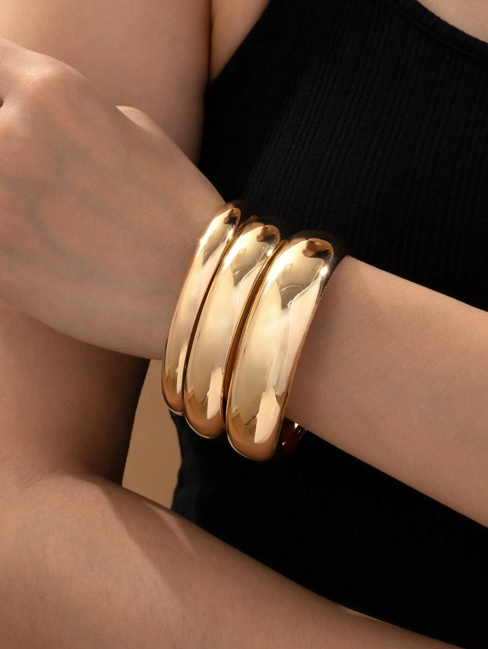 1pc Metallic Simple Style Exaggerated Bangle, Trendy, Chic, Great For Dating Gift