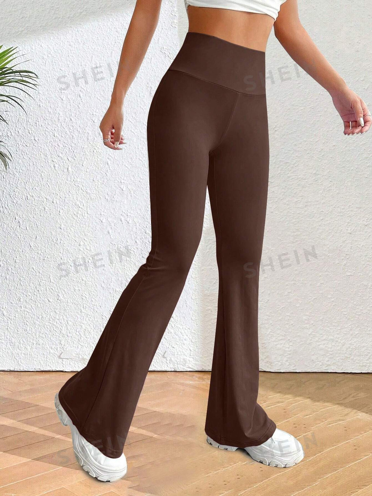 SHEIN Essnce Solid Flare Leg Pants