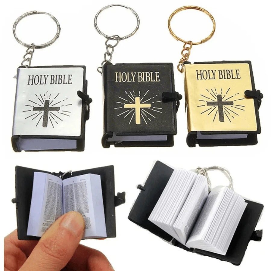 1PC Random Mini Holy Bible Keychain Real Paper Can Read Christian Cross Keyrings Holder Car Key Chains Fashion Gifts Jewelry Casual