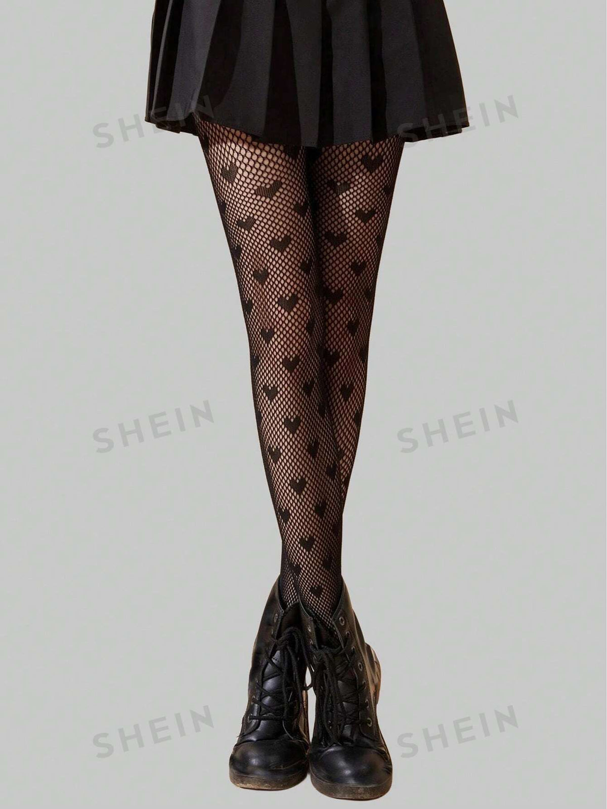 ROMWE Goth 1pair Women Heart Pattern Fishnet Tights