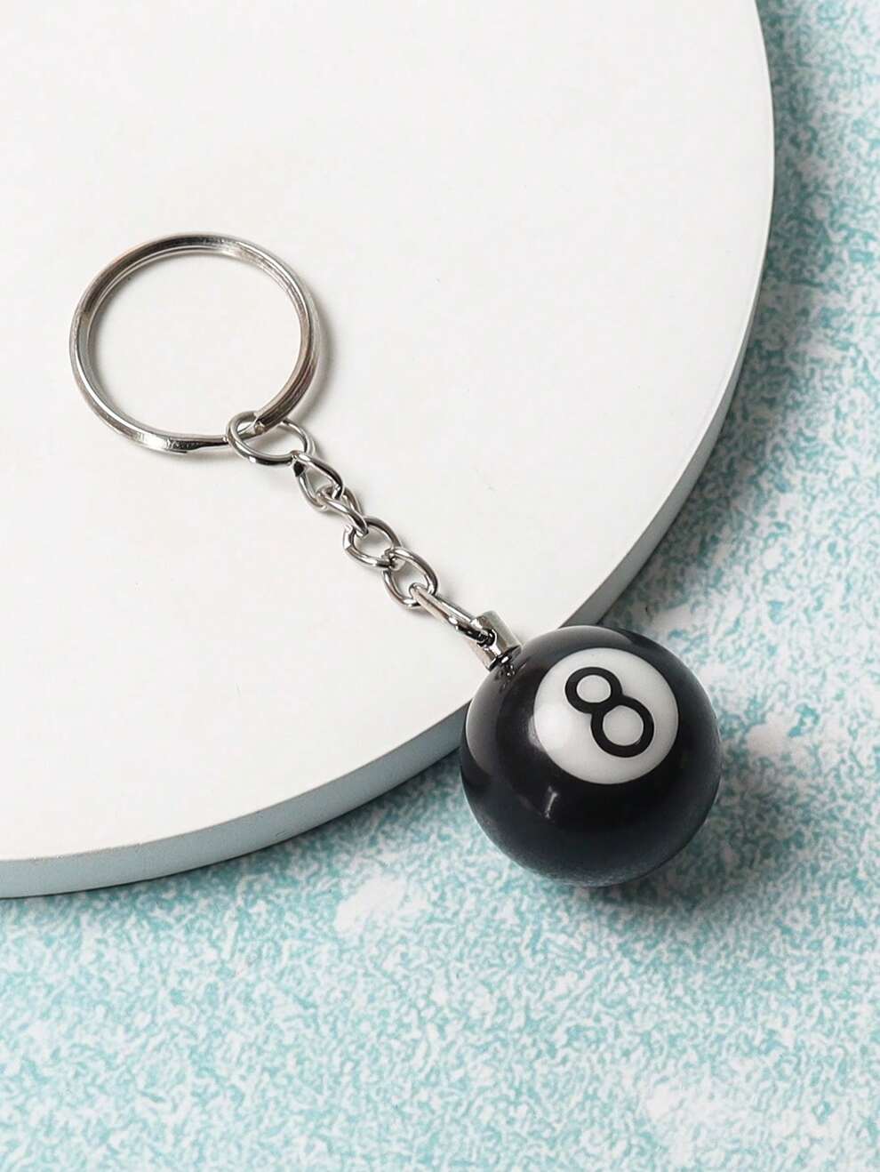 1 Piece Of Billiards Charm Keychain, Pendant Decoration Billiards Keychain Billiards Player Gift Billiards Lucky 8 Ball Charm Keychain Billiards Enthusiast Gift Key Chain Charms