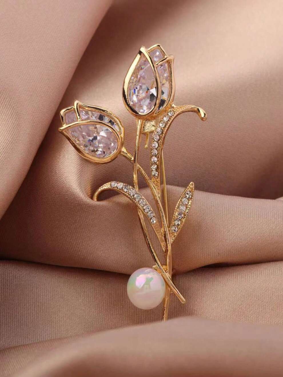 1pc Korean Style High-End Faux Pearl Leaf Brooch For Women, Tulip Accessory For Formal Dress, Luxury Pin For Suit