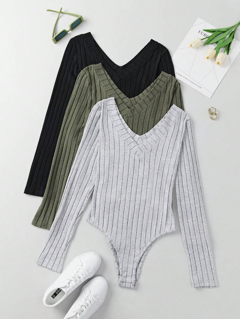 SHEIN Essnce 3pcs Solid Ribbed Knit V Neck Bodysuit