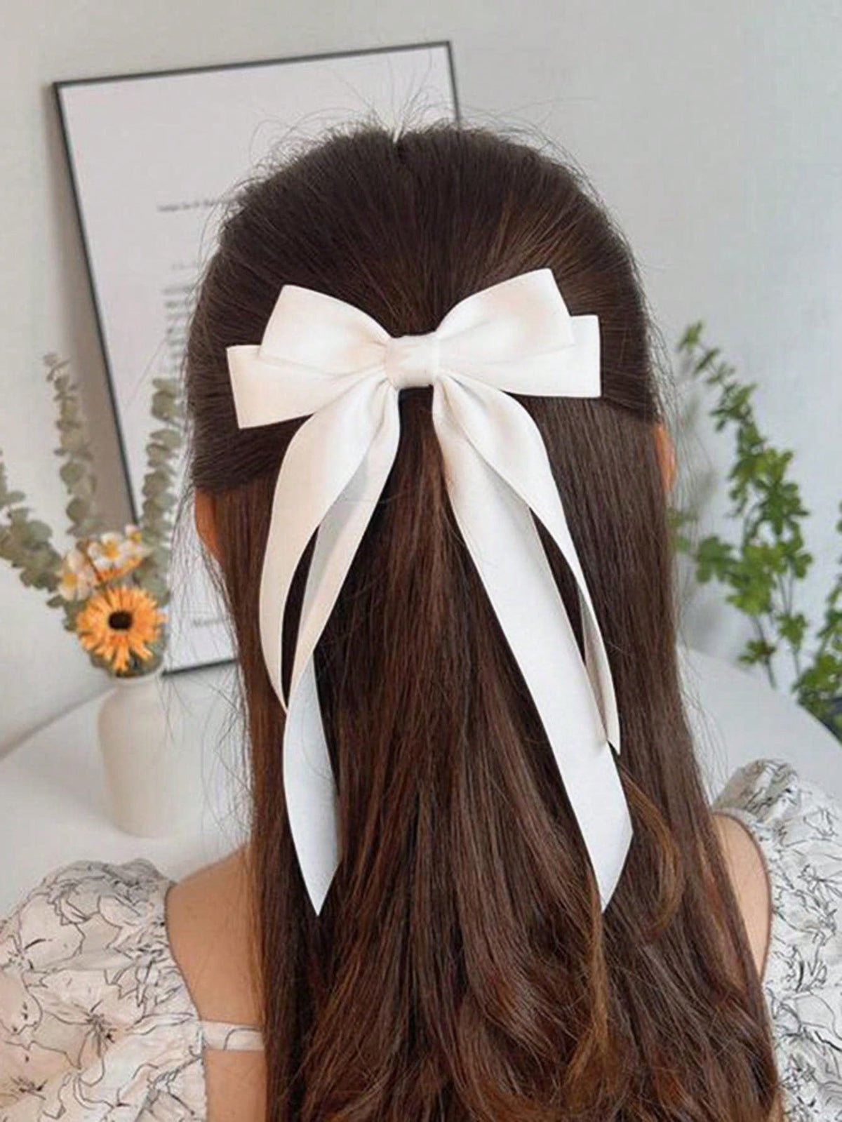 1pc Glossy Ribbon Bowknot Hair Clip With Long Streamers, Women Top Clip Hair Accessory, Suitable For Daily, Party, Festival Wear